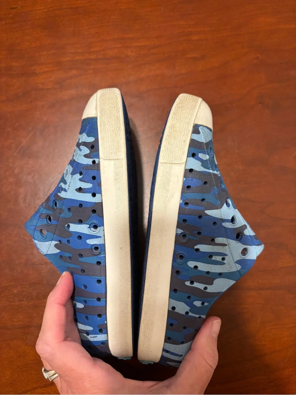 Native lightweight slip